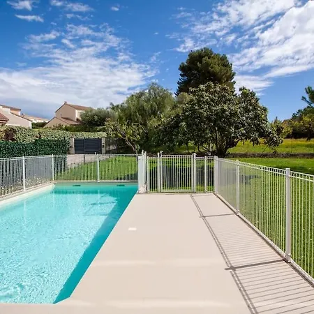 Lejlighed Modern Spacious 1 Bed Apt With Pool Close To *